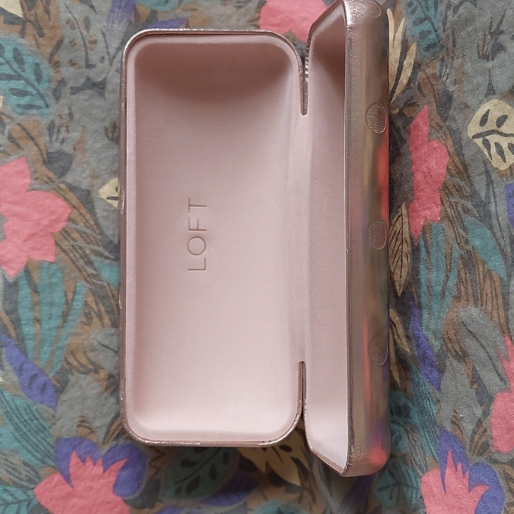 Loft hard glasses case, rose gold faux leather - Picture 3 of 3